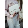 Жіноча сумка крос-боді з натуральної шкіри біло-молочна BAGS4LIFE 6072 з короткою жорсткою ручкою