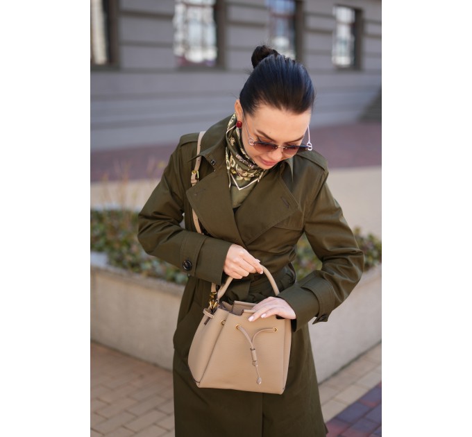 Сумка женская с натуральной кожи бежевая BAGS4LIFE 81899 с длинной ручкой