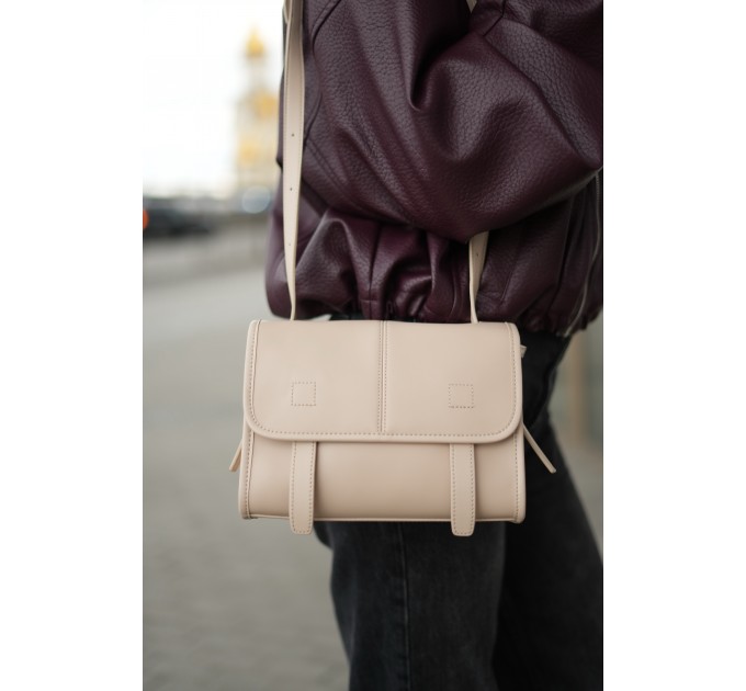 Женская сумка кросс-боди с натуральной кожи бежевая BAGS4LIFE 9918 с клапаном