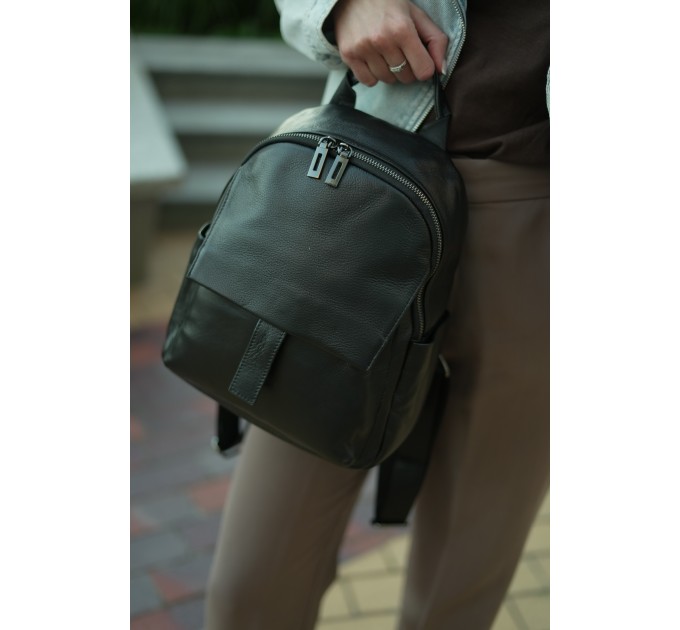 Женский рюкзак из натуральной кожи черный BAGS4LIFE 712