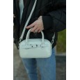Жіноча сумка з натуральної шкіри біло-молочна BAGS4LIFE 6028 з ремінцем