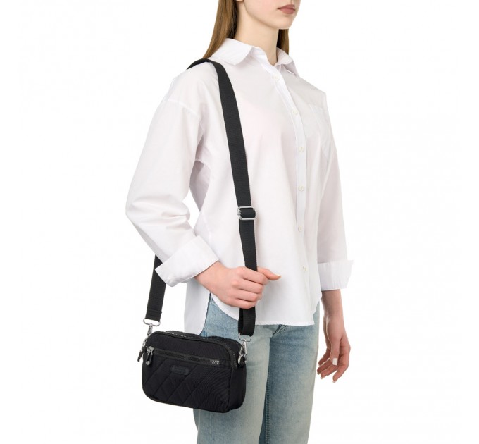 Сумка жіноча з полиэстера чорна BAGS4LIFE 88006 стьобана кишеня