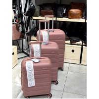 Валіза середня пластикова BAGS4LIFE PP 1320 темно-рожева