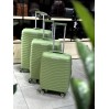 Валіза середня пластикова BAGS4LIFE PP1220 зелена