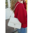 Женская сумка кросс-боди из натуральной кожи молочная BAGS4LIFE 33011 с клапаном и хлястиком