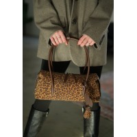 Жіноча сумка-багет з натуральної замші та шкіри коричнева BAGS4LIFE 78009 з брелоком