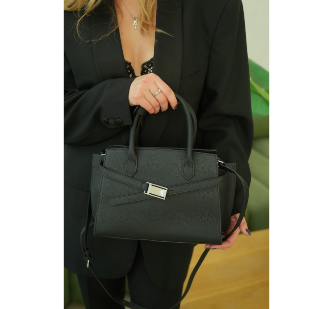 Жіноча сумка з натуральної шкіри чорна BAGS4LIFE 89189 з ремінцем