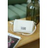 Женская сумка из натуральной кожи бело-молочная BAGS4LIFE 99167 с клапаном и застежкой