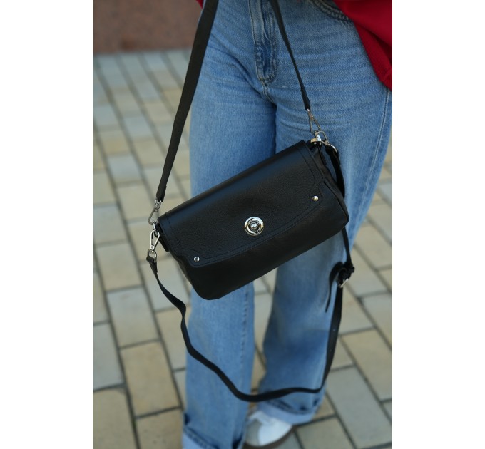 Жіноча сумка крос-боді з натуральної шкіри чорна BAGS4LIFE 2078 з клапаном та застібкою