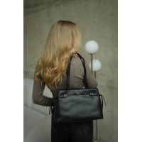 Сумка женская из натуральной кожи черная BAGS4LIFE 5139 с ремешками Сумка женская из натуральной кожи черная BAGS4LIFE 5139 с ремешками