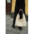 Женская сумка-мешок из натуральной кожи молочная BAGS4LIFE 9779