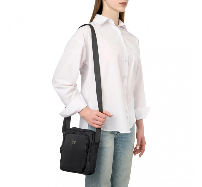 Сумка кросс-боди вертикальная женская из полиэстера черная EPOL 6105-05 с карманом