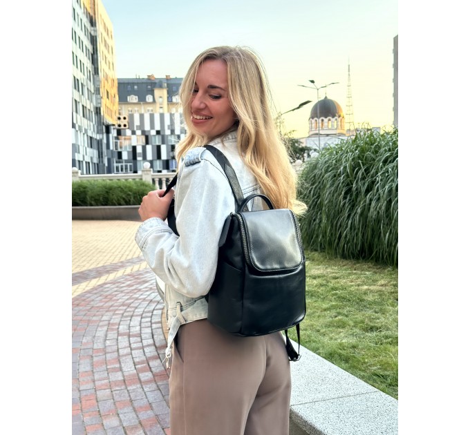 Женский рюкзак из натуральной кожи черный BAGS4LIFE 716