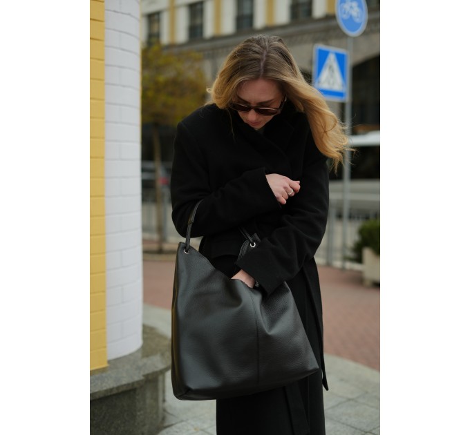 Женская сумка-мешок из натуральной кожи черная BAGS4LIFE 9779