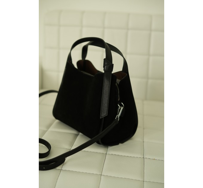 Женская сумка-тоут из натуральной замши и кожи черная BAGS4LIFE 520 с декором ручки