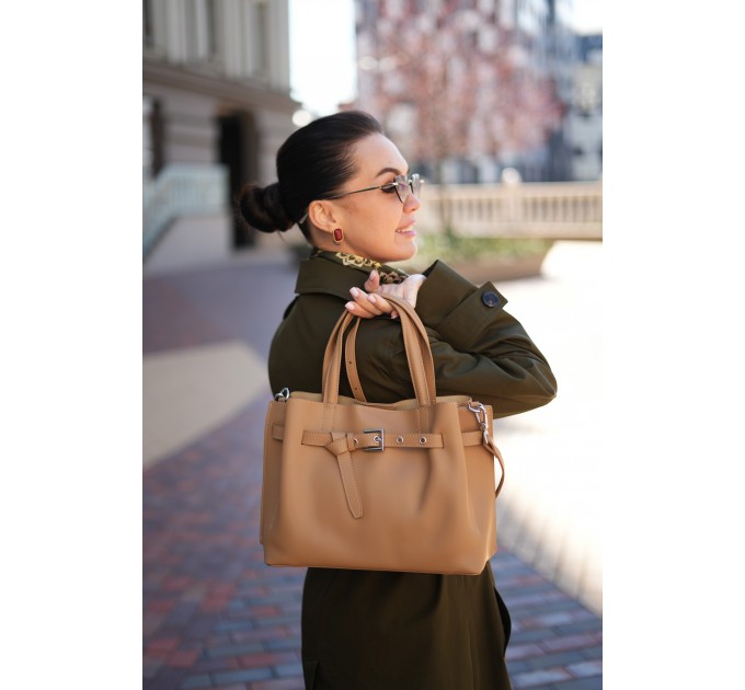 Сумка женская кожанная бежевая BAGS4LIFE (T) 6013# с ремешком