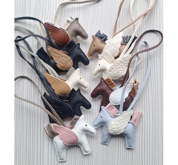 Брелок Пегас BAGS4LIFE в ассортименте