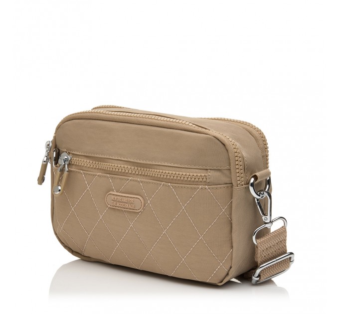 Сумка жіноча з полиэстера бежева BAGS4LIFE 88006 стьобана кишеня