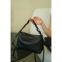 Жіноча сумка з натуральної шкіри чорна BAGS4LIFE 8209 з ручкою на застібці