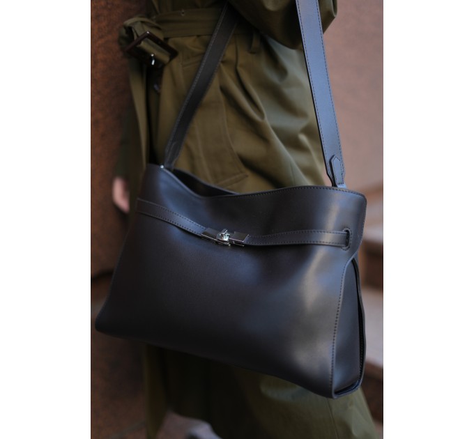 Сумка женская кожанная чорная BAGS4LIFE (T) 5157# с ремешком