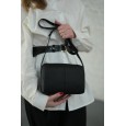 Жіноча сумка-барильце з натуральної шкіри чорна BAGS4LIFE 5571
