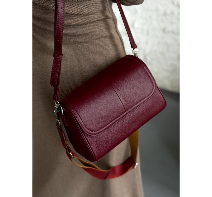 Жіноча сумка-багет з натуральної шкіри бордова BAGS4LIFE 79027 з клапаном