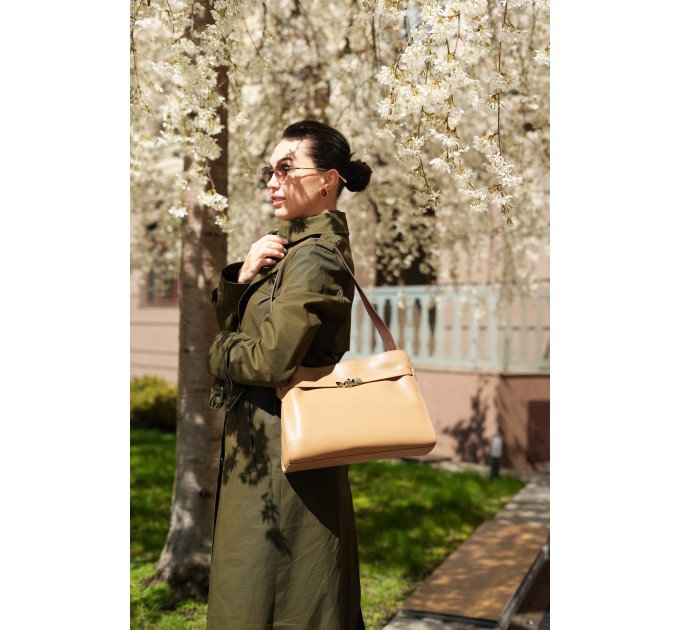 Сумка женская кожанная бежевая BAGS4LIFE (T) 5157# с ремешком