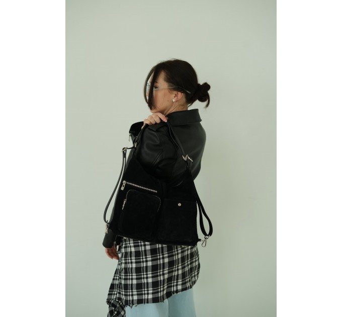 Женская сумка-рюкзак из натуральной замши и кожи черная BAGS4LIFE 900121F с накладными карманами