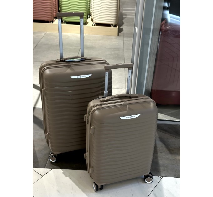 Валіза середня пластикова BAGS4LIFE PP1220 кава