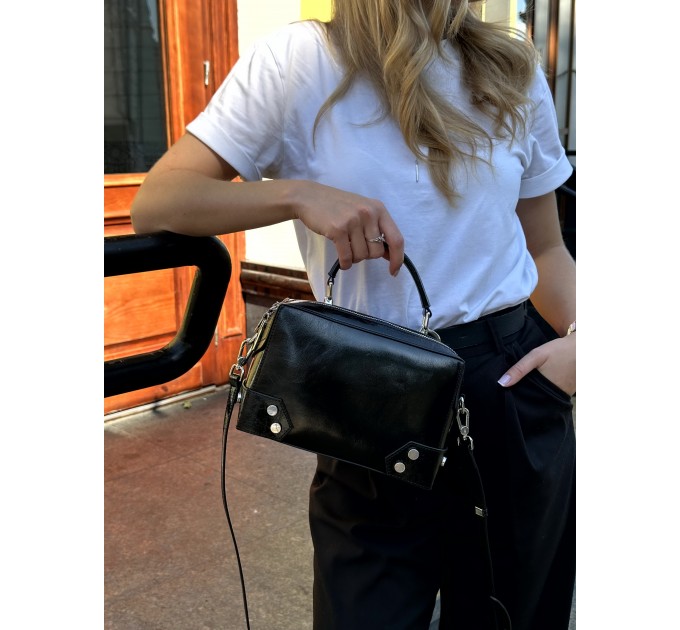 Сумка жіноча з натуральної шкіри чорна BAGS4LIFE 1202-1