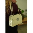 Сумка крос-боді жіноча з натуральної шкіри біло-молочна BAGS4LIFE 6680 з клапаном та ланцюжком