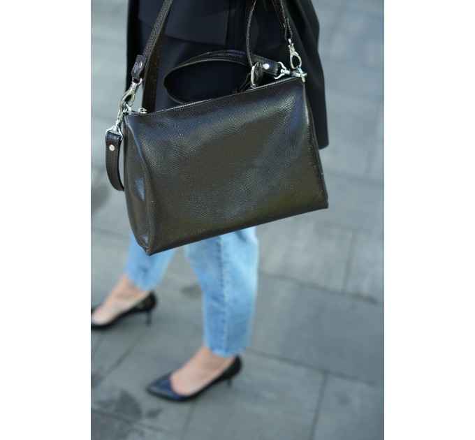 Сумка для жінок шкіряна коричнева Vito Torelli 1065 5028 анаконда Сумка для жінок шкіряна коричнева Vito Torelli 1065 5028 анаконда