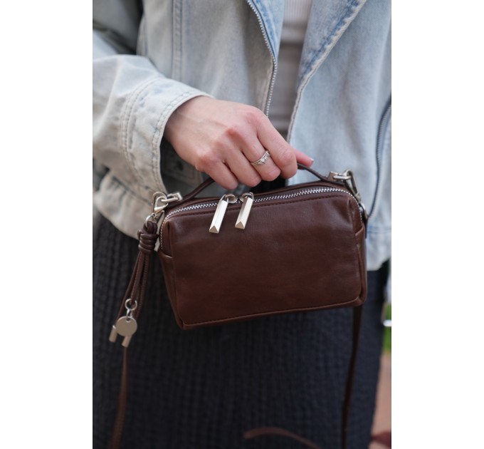 Женская сумка-бочонок из натуральной кожи коричневая BAGS4LIFE 528 с карманом