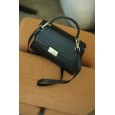 Женская сумка из натуральной кожи черная BAGS4LIFE 77-12 с клапаном и ручкой