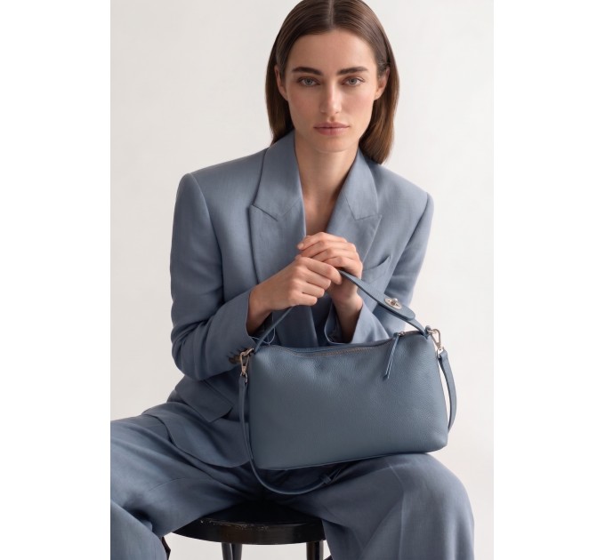 Жіноча сумка багет з натуральної шкіри синя BAGS4LIFE 8209 з ручкою на застібці, з ремінцем